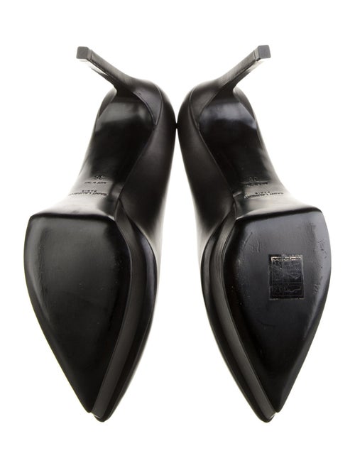 Saint Laurent Leather Pumps