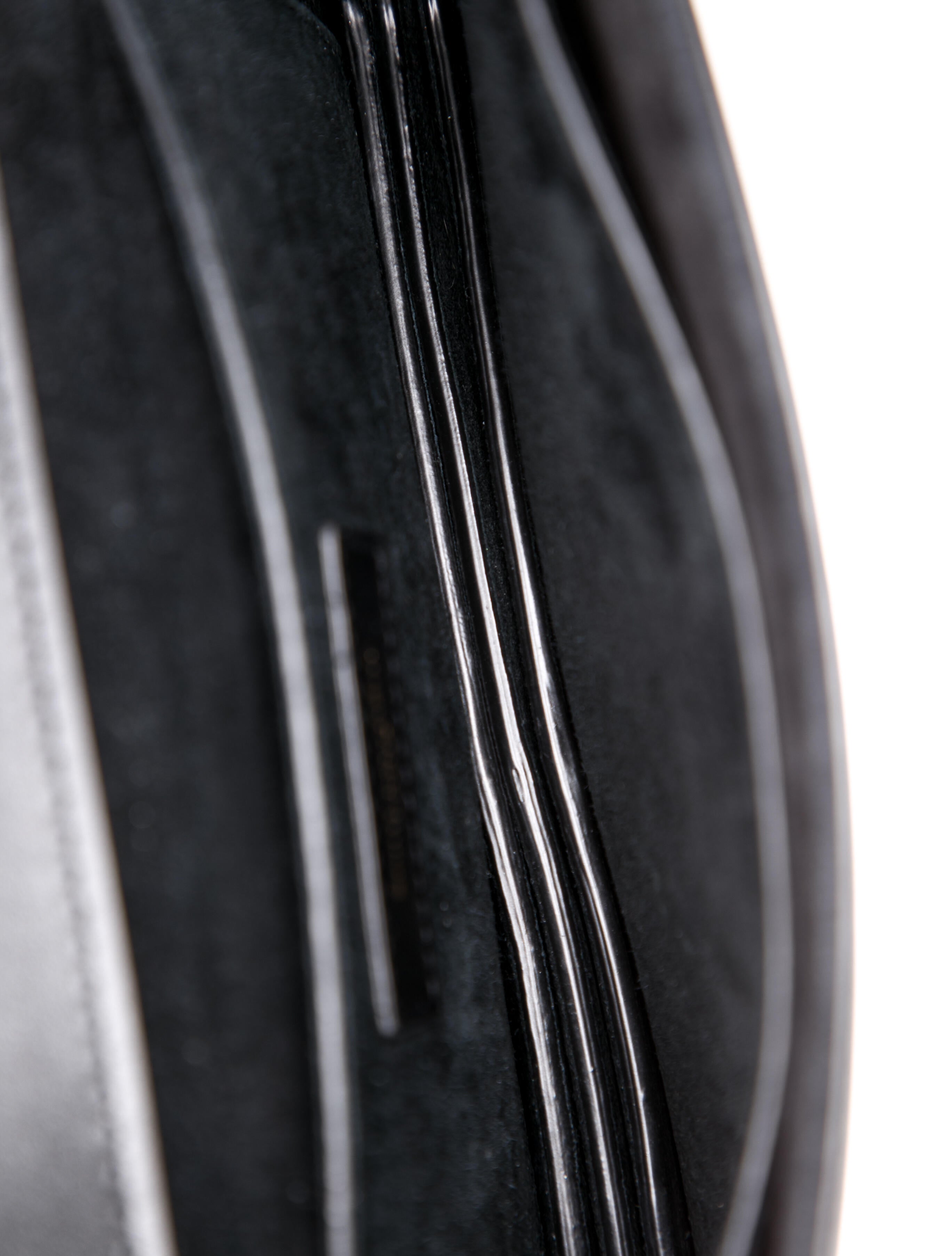 Saint Laurent Leather Shoulder Bag 2022