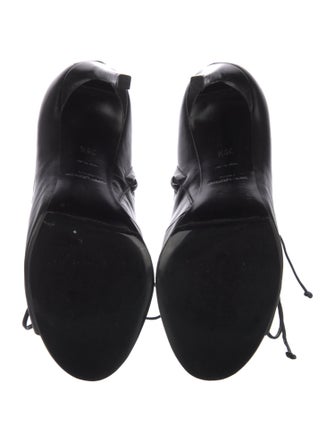 Saint Laurent Leather T-Strap Pumps