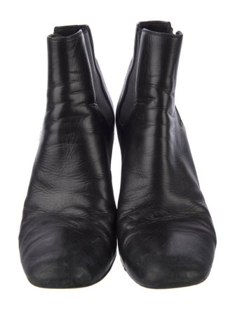 Saint Laurent Leather Chelsea Boots