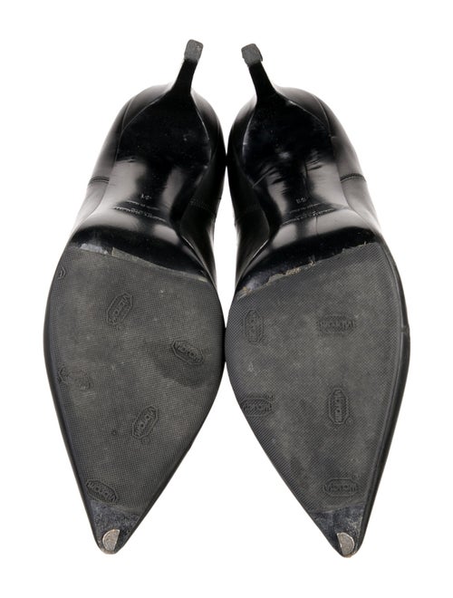 Saint Laurent Leather Chelsea Boots