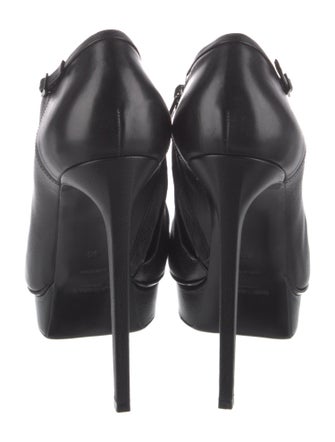 Saint Laurent Leather Studded Accents Pumps