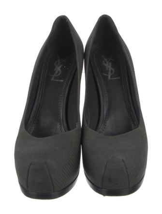 Yves Saint Laurent Rive Gauche Leather Pumps