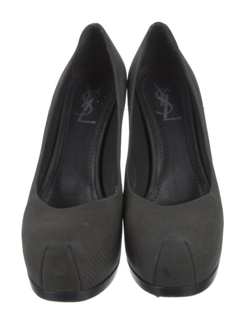 Yves Saint Laurent Rive Gauche Leather Pumps