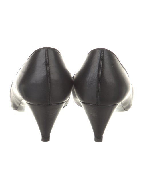 Saint Laurent Leather Pumps