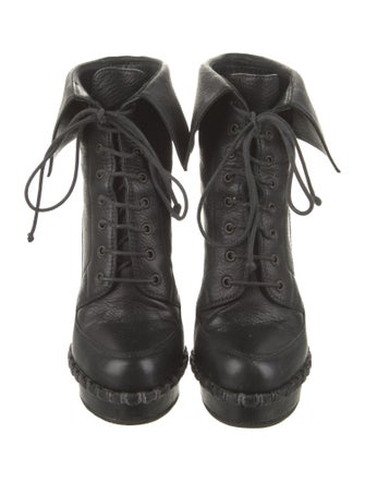 Yves Saint Laurent Rive Gauche Leather Lace-Up Boots