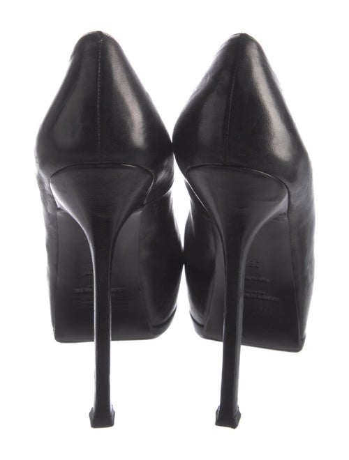 Yves Saint Laurent Leather Pumps