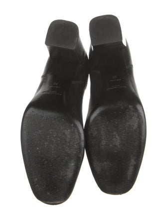Saint Laurent Leather Chelsea Boots