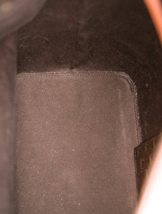 Saint Laurent Le Monogramme