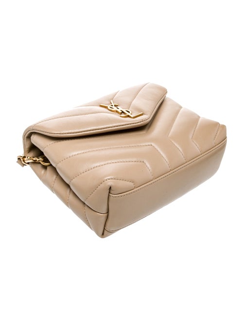 Saint Laurent Signature LouLou