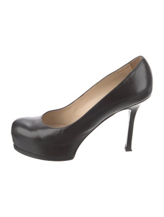 Saint Laurent Leather Pumps