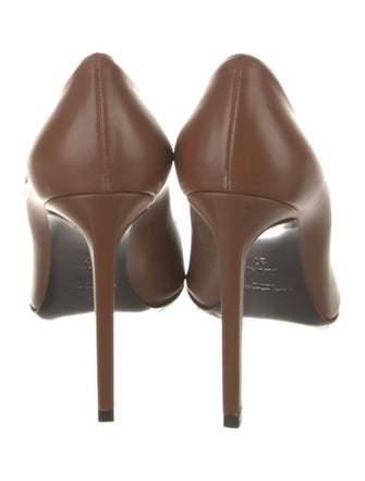 Saint Laurent Leather Pumps