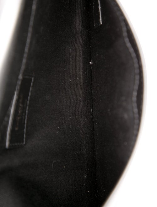 Saint Laurent Leather Uptown 2022