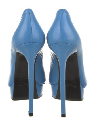 Saint Laurent Leather Pumps