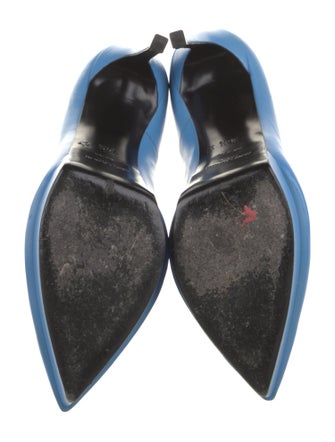 Saint Laurent Leather Pumps