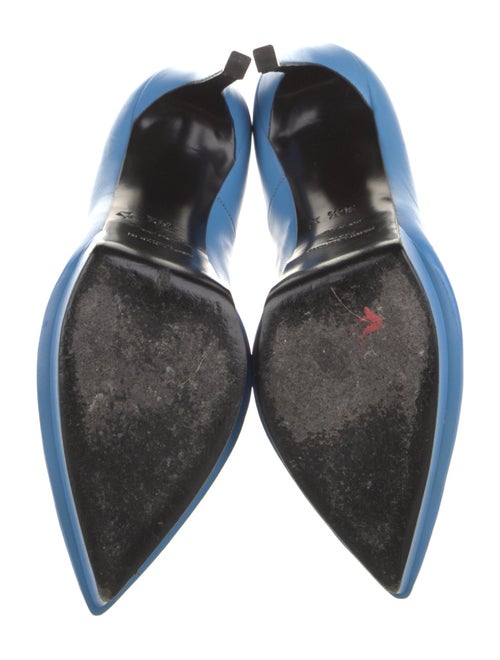 Saint Laurent Leather Pumps