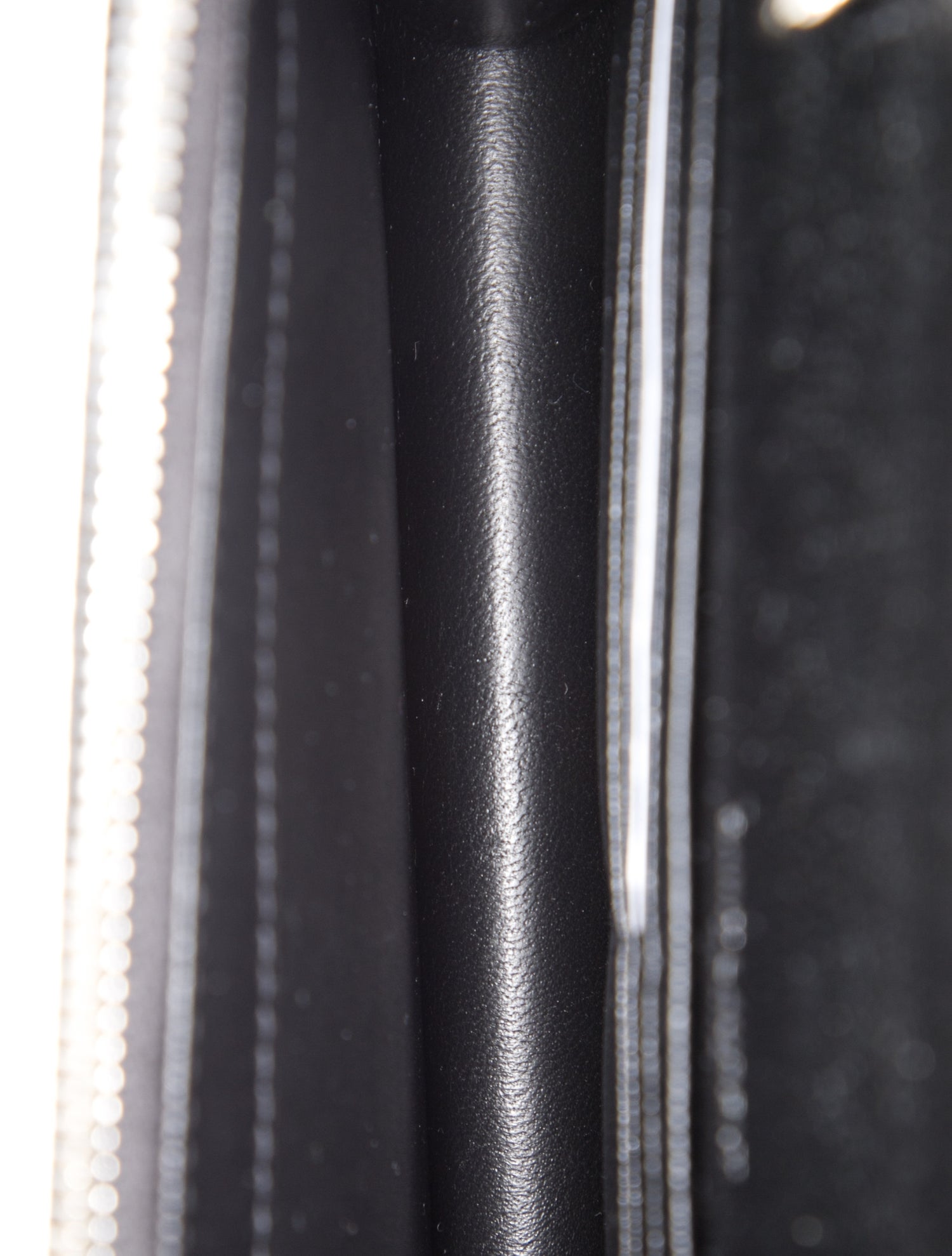 Saint Laurent Chevron Cassandre 2023