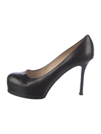 Saint Laurent Leather Pumps