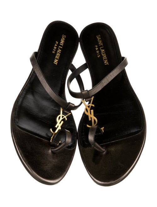 Saint Laurent Chevron Leather T-Strap Sandals