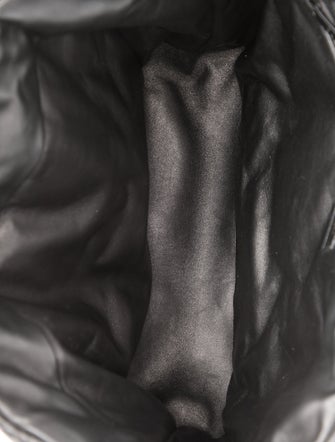 Saint Laurent Leather Tote 2023