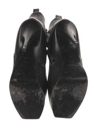 Saint Laurent Leather Boots