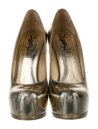 Yves Saint Laurent Patent Leather Pumps