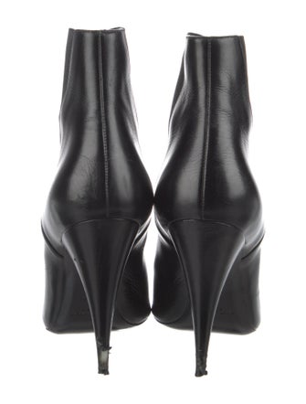 Saint Laurent Leather Chelsea Boots