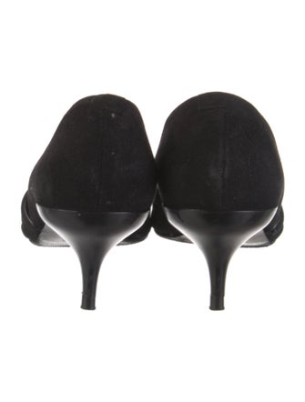 Roger Vivier Suede Bow Accents Pumps