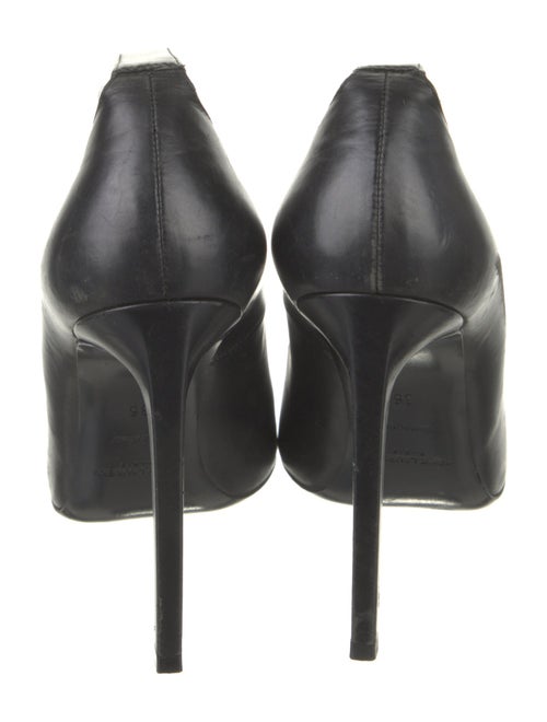 Saint Laurent Leather Pumps
