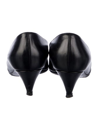 Saint Laurent Leather Chain-Link Accents Pumps