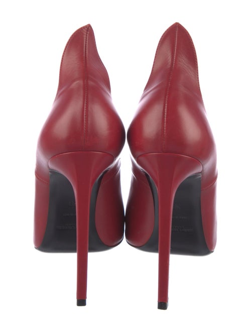 Saint Laurent Leather Pumps
