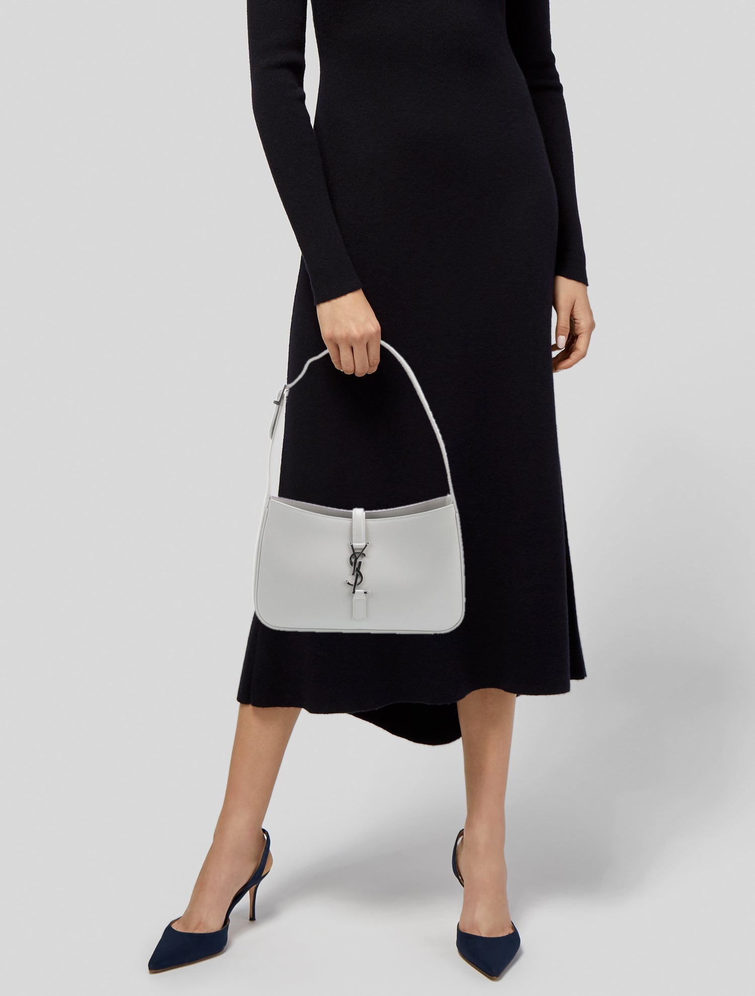 Saint Laurent Leather Le 5 à 7