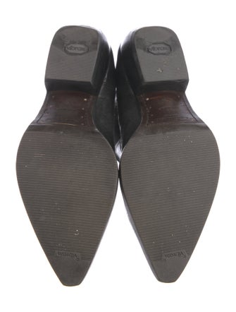 Saint Laurent Leather Chelsea Boots