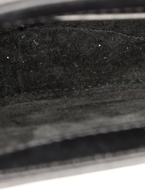 Saint Laurent Leather Le 5 à 7 2022