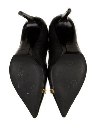 Saint Laurent Leather Pumps