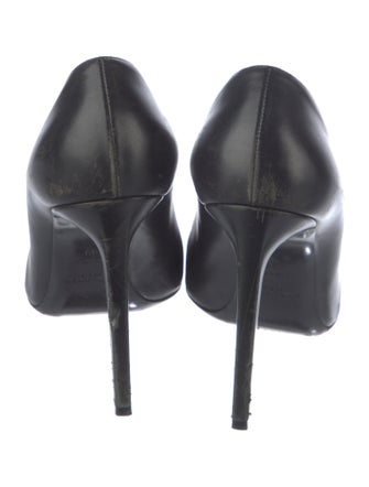 Saint Laurent Leather Pumps