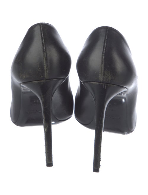 Saint Laurent Leather Pumps