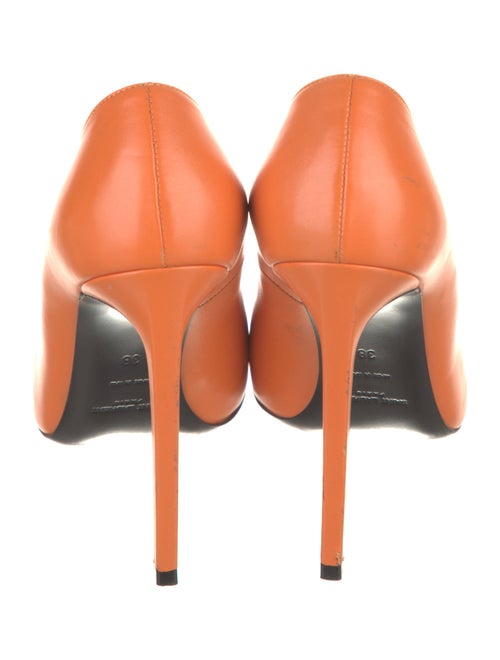 Saint Laurent Leather Pumps