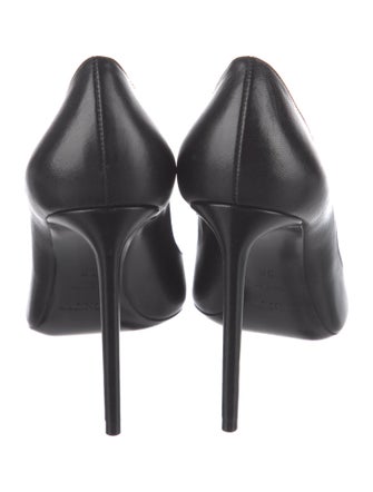 Saint Laurent Leather Pumps