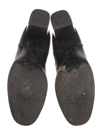 Saint Laurent Leather Chelsea Boots