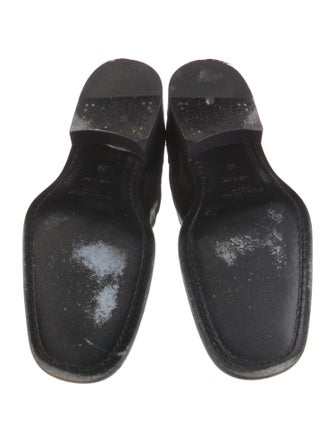 Saint Laurent Leather Chelsea Boots