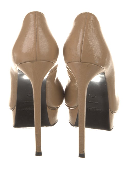 Saint Laurent Patent Leather Pumps