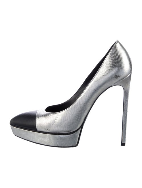 Saint Laurent Leather Pumps