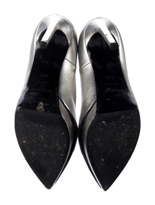 Saint Laurent Leather Pumps