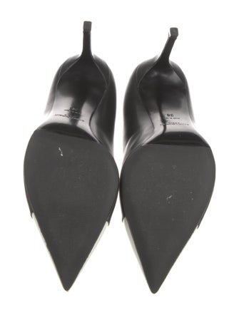 Saint Laurent Leather Pumps