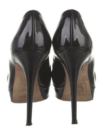 Yves Saint Laurent Patent Leather Pumps