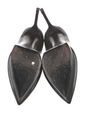 Saint Laurent Leather Pumps