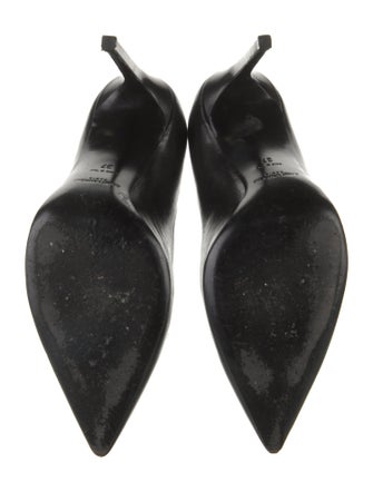 Saint Laurent Leather Pumps