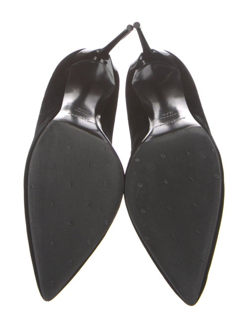 Saint Laurent Velvet Pumps