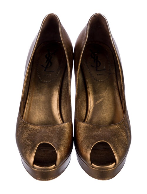 Saint Laurent Leather Pumps